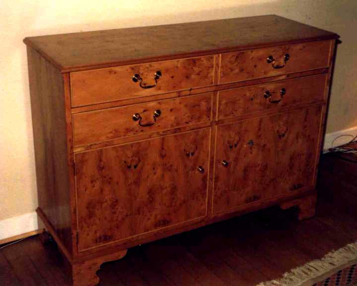 Hi-Fi Cabinet in Yew